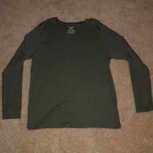 thin green long sleeve shirt